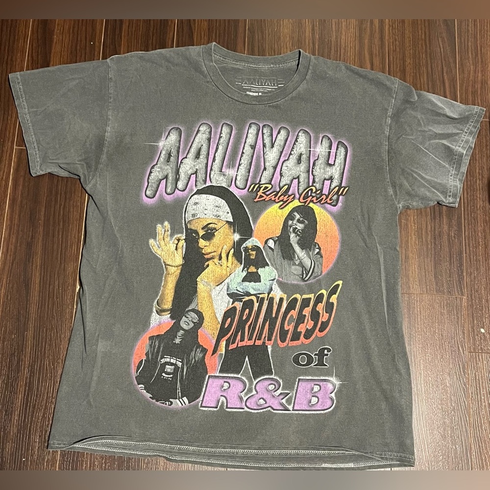 Vintage Graphic Aaliyah Tee